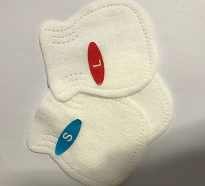 Porcellana I guanti/piede attacca i prodotti eliminabili del bambino medici per neonato fornitore